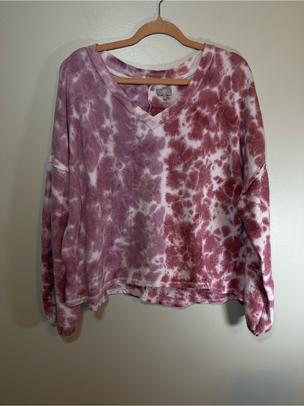 True Craft Oversized Cropped V-Neck Tie Dye Sweatshirt Pink L100% Cotton